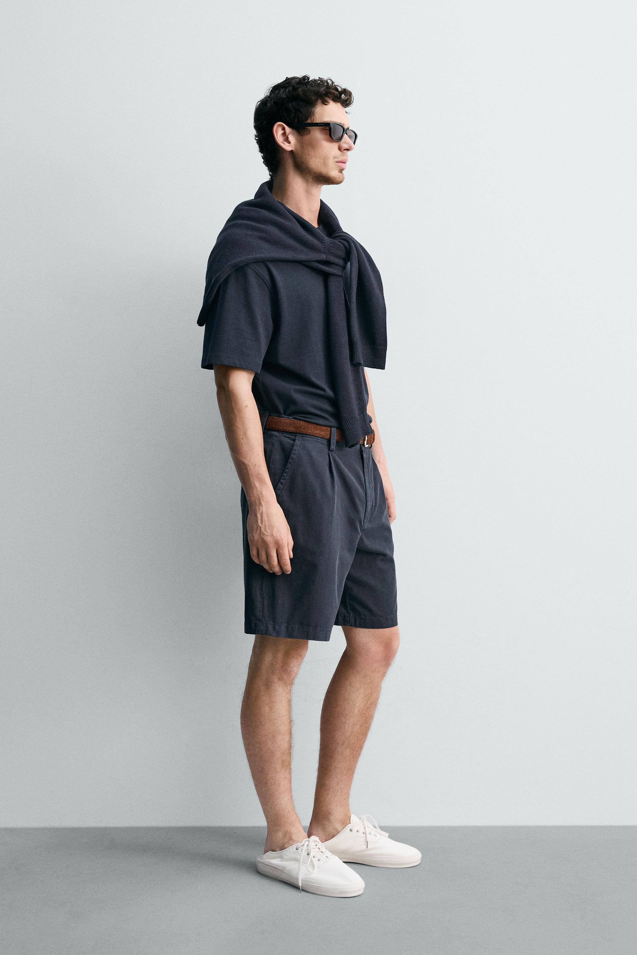 SHORT REGULAR FIT À PLIS